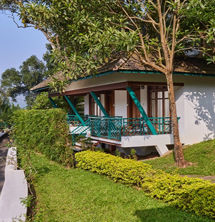 deluxe cottage in thekkady